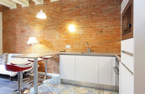 El Poble-sec Apartment | Comfortable apartment in Elkano