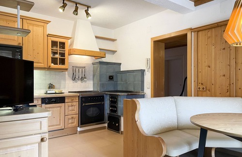 Obertraun Apartment | Comfortable apartment in cosy Obertraun