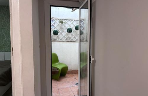 El Guinardo Apartment | COMFORTABLE APARTMENT CLOSE TO BUNKERS DEL CARMEL!