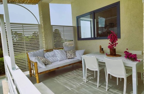San Lorenzo Apartment | Comfortable apartment in villa, 500mt from the beach.