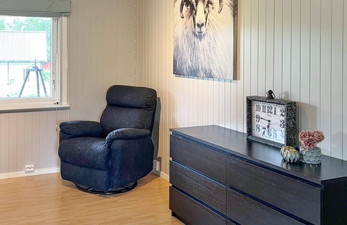 Bograngen House | Comfortable, bright cottage with good conditions for outdoor activities.