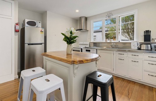 Russley House | Comfortable Character - Christchurch Holiday Home