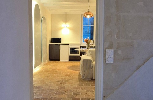 Saumur Apartment | Comfortable cocoon 400m from Saumur cellars, close to golf course, IFCE, Loire.