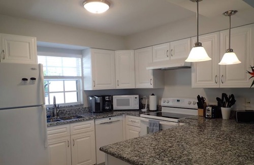 Pelican Condo | Comfortable Condo - Waterfront with Gulf Access; Pool; Views