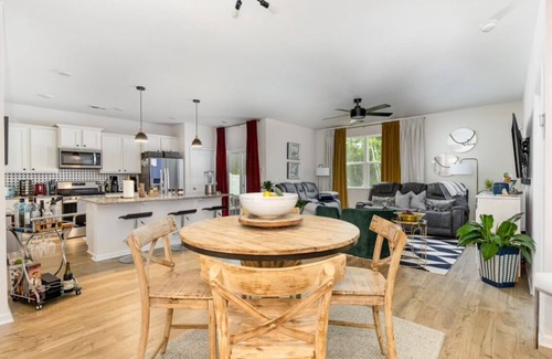 Myrtle Beach House | Comfortable & Convenient Monthly Rental By Tanger