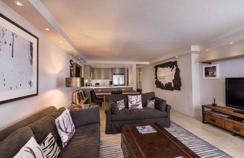 Vail Condo | Comfortable, convenient 2BR condo at Vail Village Covered Bridge