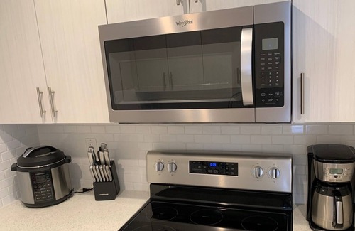 West Hollywood House | ♥ Comfortable Cozy 3BR House. Hollywood Area. ♥