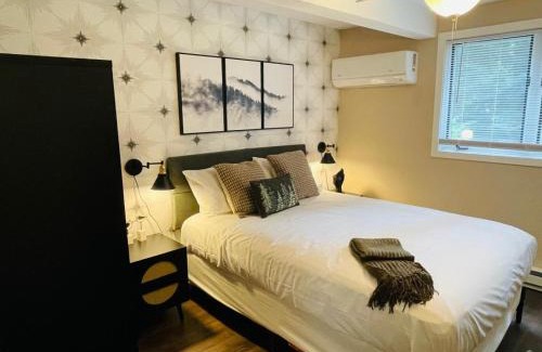 North Conway House | Comfortable Cozy Conway Hideaway that Sleeps 8 Pet Friendly