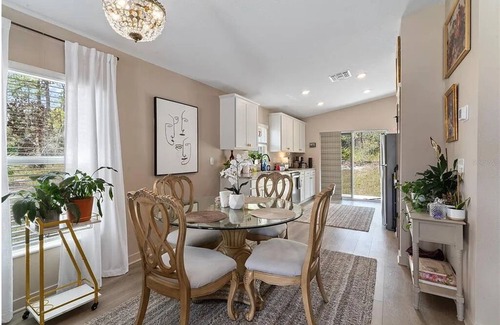Brooksville House | Comfortable Executive Villa