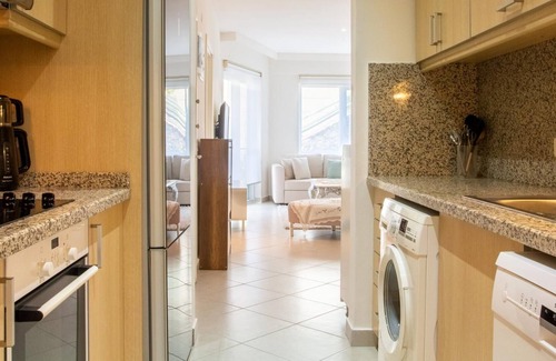 Sogucak Apartment | Comfortable Flat w Pool and Garden in Soke Aydin