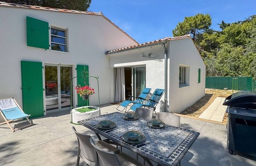 Le Bois-Plage-en-Re House | Comfortable house near the beach