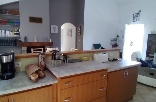 Santa-Maria-Poggio Villa | Comfortable detached house close to the beach with quiet garden