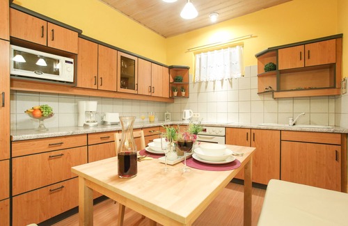 Matzleinsdorf Apartment | Comfortable Holiday Apartment #17