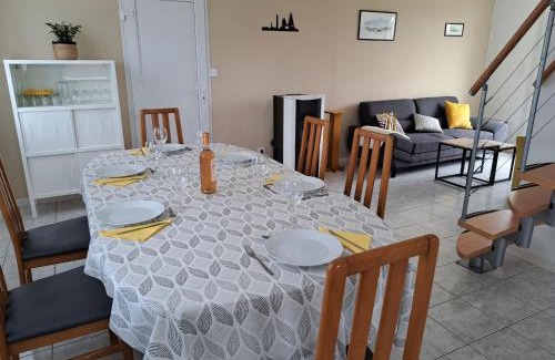 Plouguerneau House | Comfortable holiday home near the beach