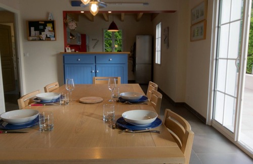 Bangor House | Comfortable Home 10 min Walk to Kerel Beach