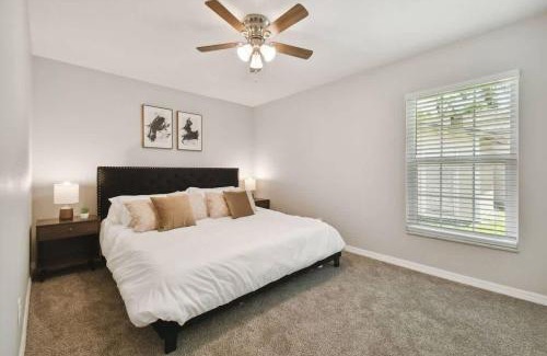 Dade City House | Comfortable Home in Dade City!