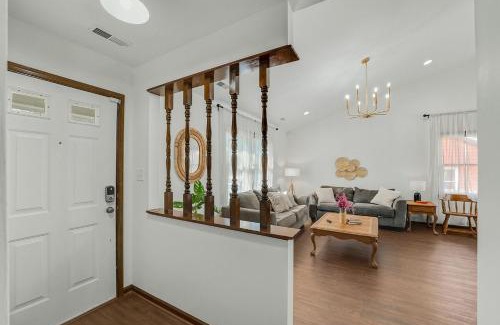 Southeast Raleigh House | Comfortable home in Raleigh w big fenced backyard