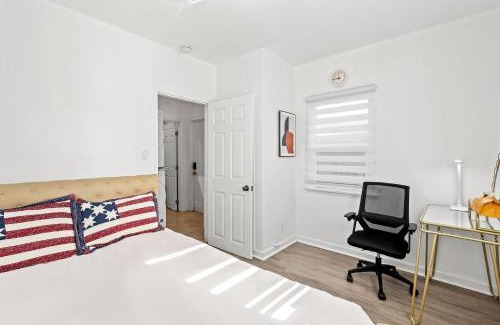 Alhambra Apartment | Comfortable Home Near LA with Full Kitchen & Laundry