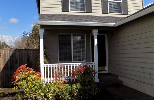 McMinnville House | Comfortable home with private hot tub