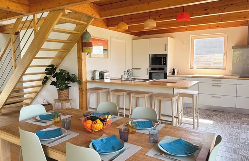 Landeda House | Comfortable house 5 minutes walk from Ste Marguerite beach and GR 34 trails