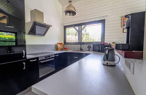 Gastes House | Comfortable house for 6, near Lake Gastes
