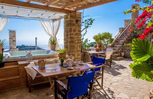 Anatoli House | Comfortable house with sea view in Anatoli + jacuzzi