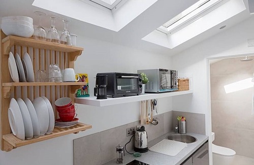 Harlesden Apartment | Comfortable Luxe Micro Apartment