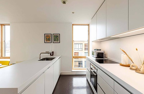 Shoreditch Apartment | Comfortable, Modern Flat in Shoreditch