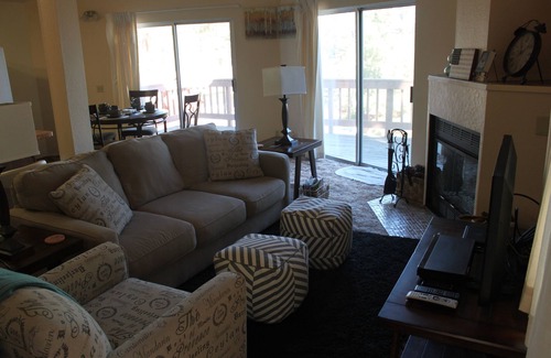 Wrightwood Cabin | Comfortable Mountain Retreat