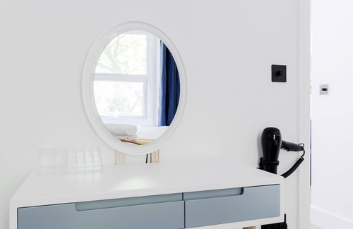 Brompton & Hans Town Apartment | Comfortable One Bedroom Flat near Harrods