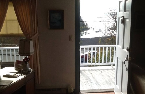 Camden House | Comfortable one level living overlooking the harbor