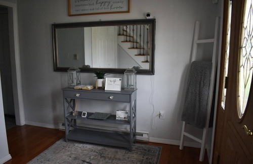 Glasser House | Comfortable, peaceful and great for family/friends