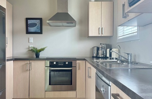 Turangi House | Comfortable quiet sunny home great location