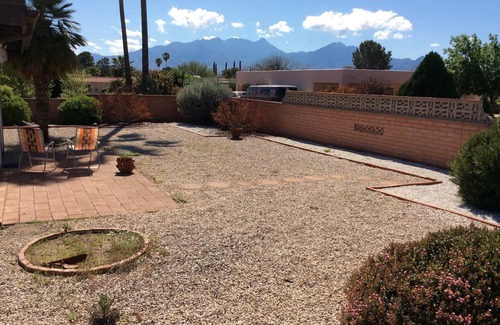 Green Valley Desert Meadows House | Comfortable relaxing 1300 sq. ft. Fully Equipped Green Valley Home with View