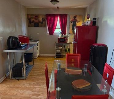 Calumet Park Apartment | Comfortable & Relaxing Charming 3BR unit