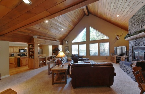 Shaver Lake House | Comfortable Shaver Lake Getaway