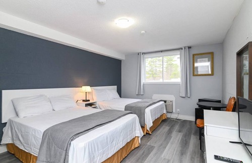 Cloyne Hotel | Comfortable stay for atv’ers, hikers, adventure seekers and families!