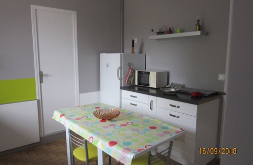 Rotheneuf-Le Pont House | Comfortable stone house with large garden -Sea view- Plage du Pont-3 Bedrooms