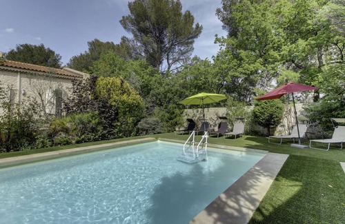 Aubagne Apartment | Comfortable studio in villa with swimming pool