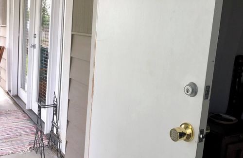 Moses Lake Apartment | Comfortable studio just 3 minutes drive to downtown Moses Lake