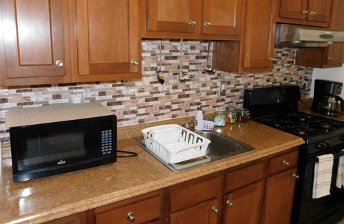 Allentown House | Comfortable Townhouse near downtown Allentown