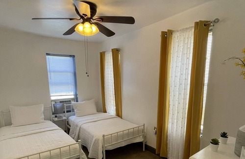 Allentown House | Comfortable Townhouse near downtown Allentown