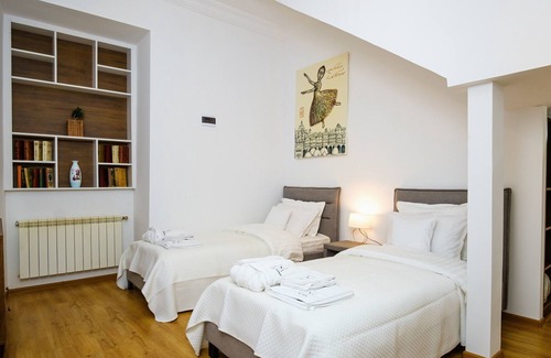 Sololaki Apartment | Comfortable two-bedroom apartment in Sololaki, near Liberty Square
