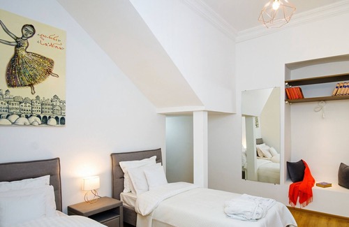 Sololaki Apartment | Comfortable two-bedroom apartment in Sololaki, near Liberty Square