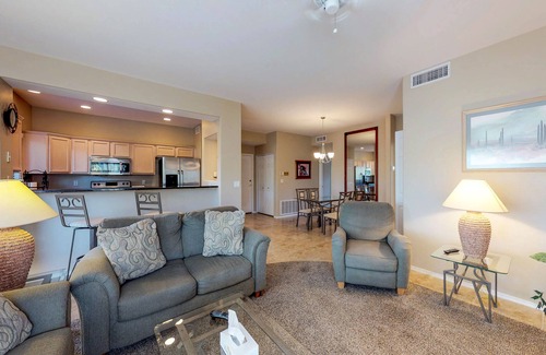 Rancho Vistoso Condo | Comfortable, updated condo with pool & hot tub