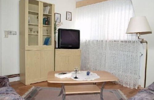 Varel House | Comfortable vacation home with wlan connection, garden, pets welcome