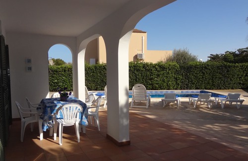 Cap d'Artrutx Villa | Comfortable villa for six people with private pool and garden, wifi gratuit