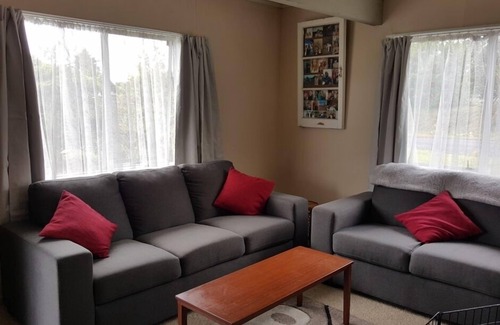 National Park Village House | COMFORTABLE WARM TWO STOREY HOME