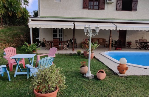 Sainte-Anne Apartment | Comfortable, waterfront studio, 5 minutes from the beach