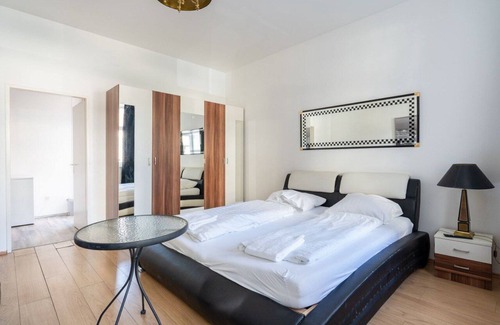 Simmering Apartment | Comfortable, well-located Signature Studio 3P KR